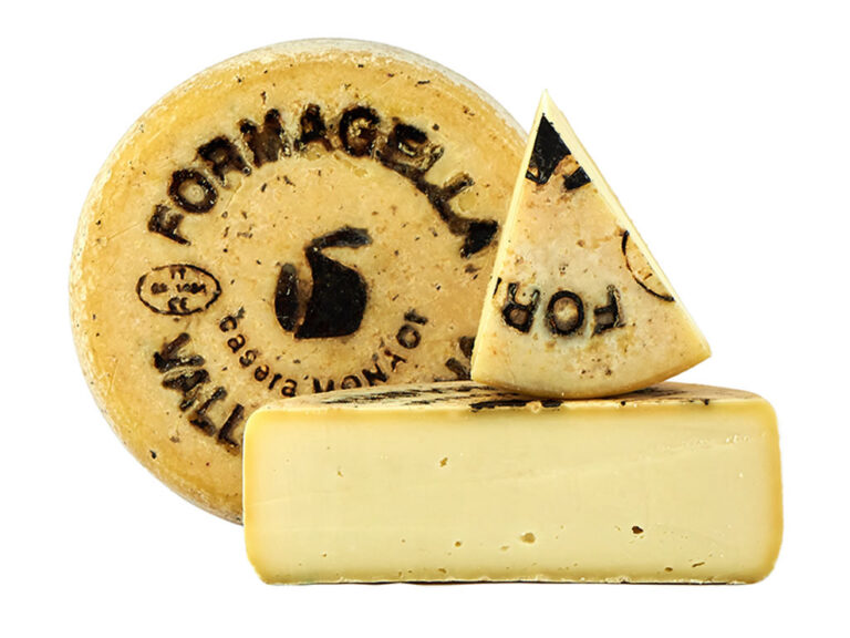 Formagella valle imagna formaggio vaccino a pasta semicotta